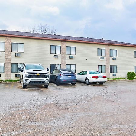 Oyo Hotel Pipestone Mn, Canterbury Park Eksteriør bilde