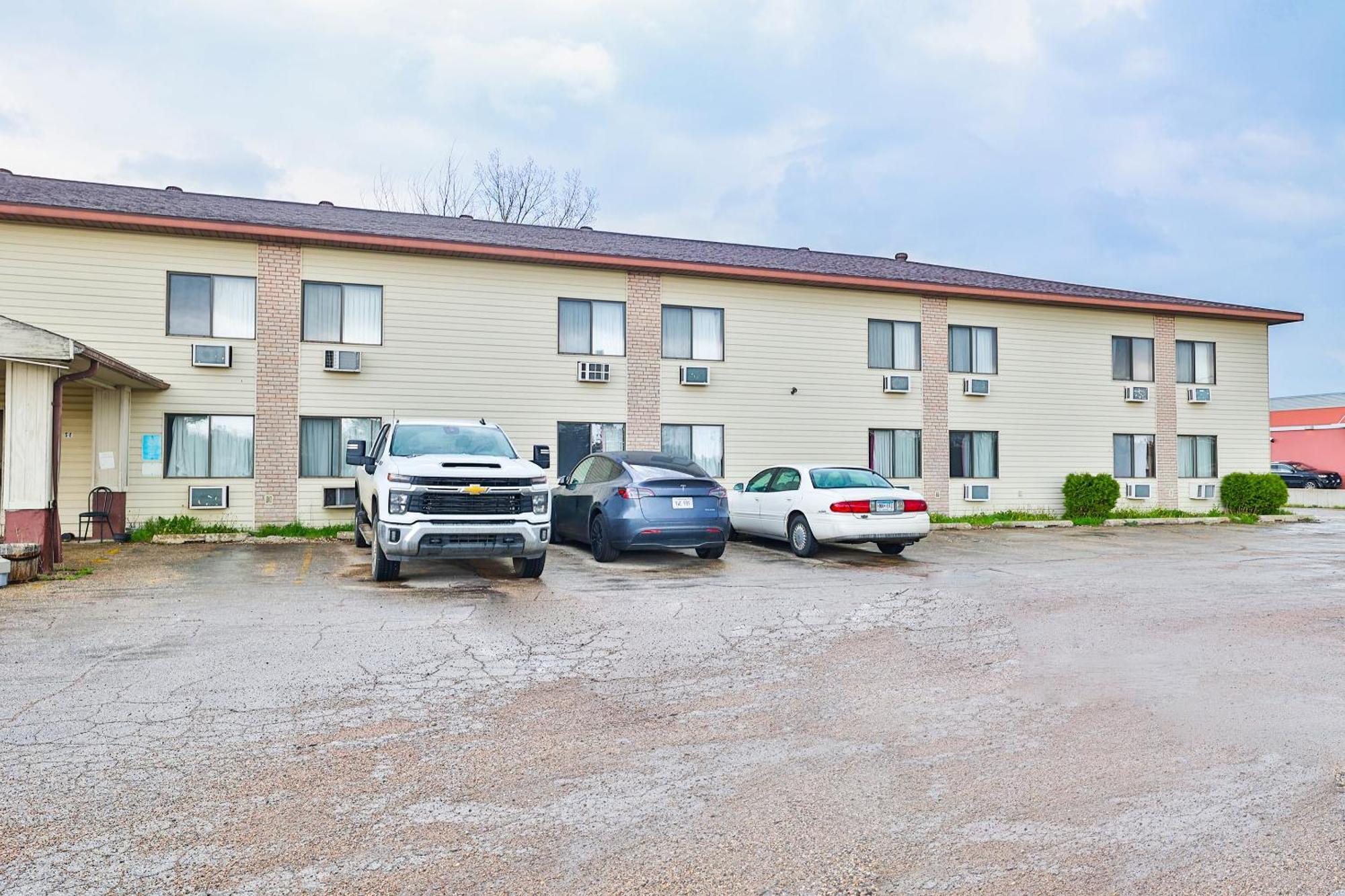 Oyo Hotel Pipestone Mn, Canterbury Park Eksteriør bilde