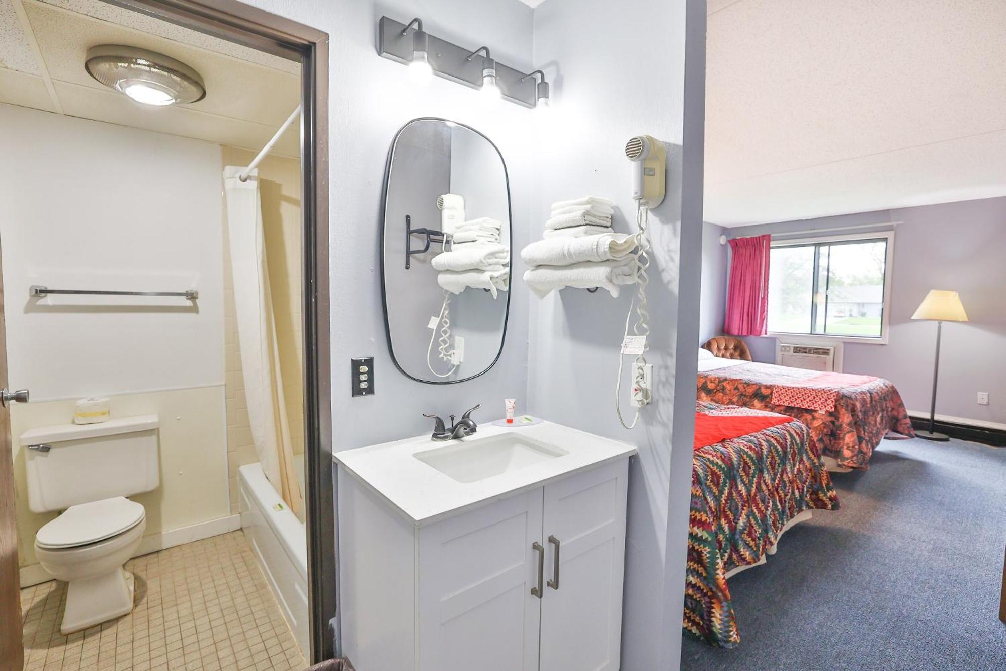 Oyo Hotel Pipestone Mn, Canterbury Park Eksteriør bilde