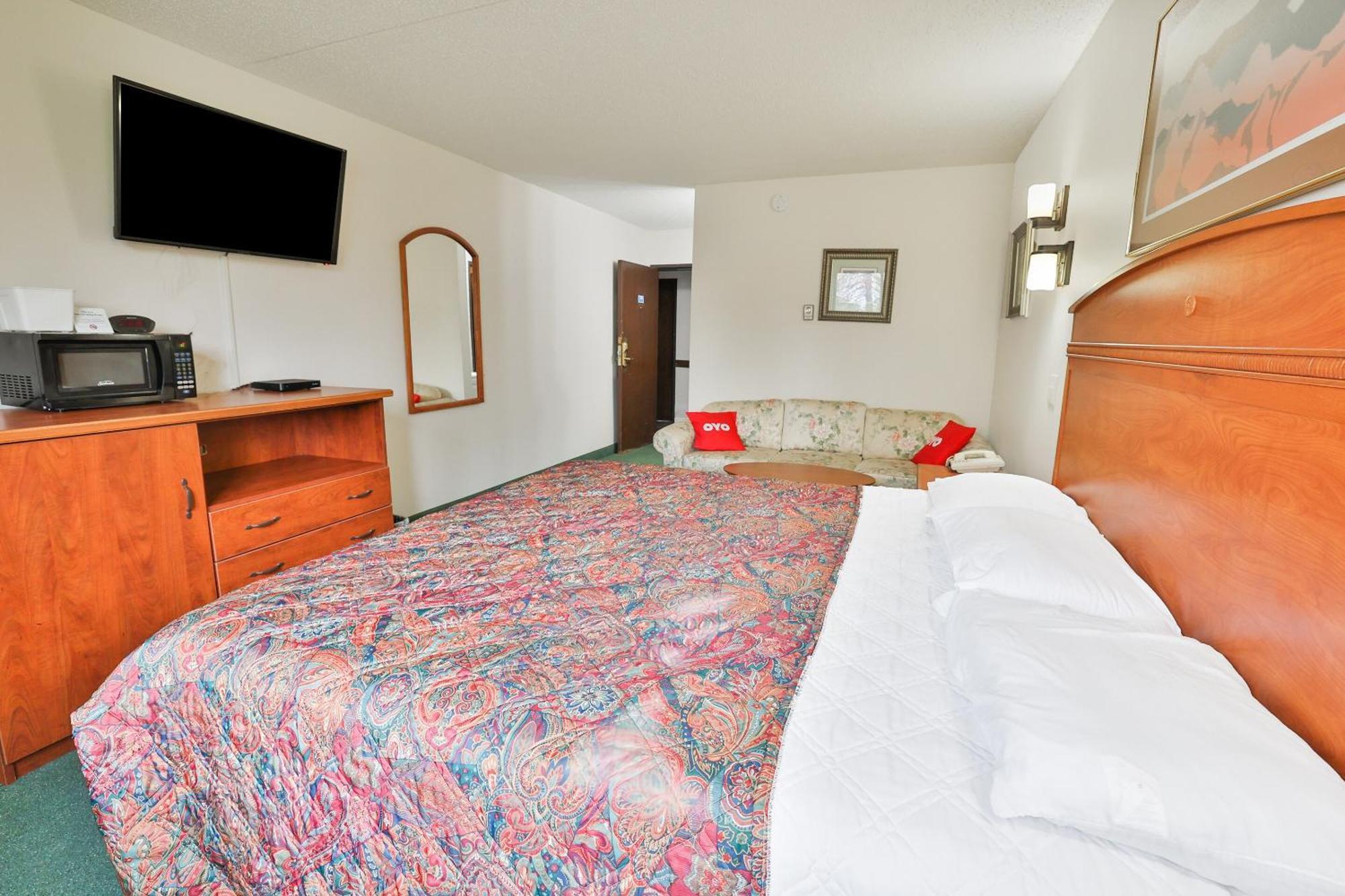 Oyo Hotel Pipestone Mn, Canterbury Park Eksteriør bilde