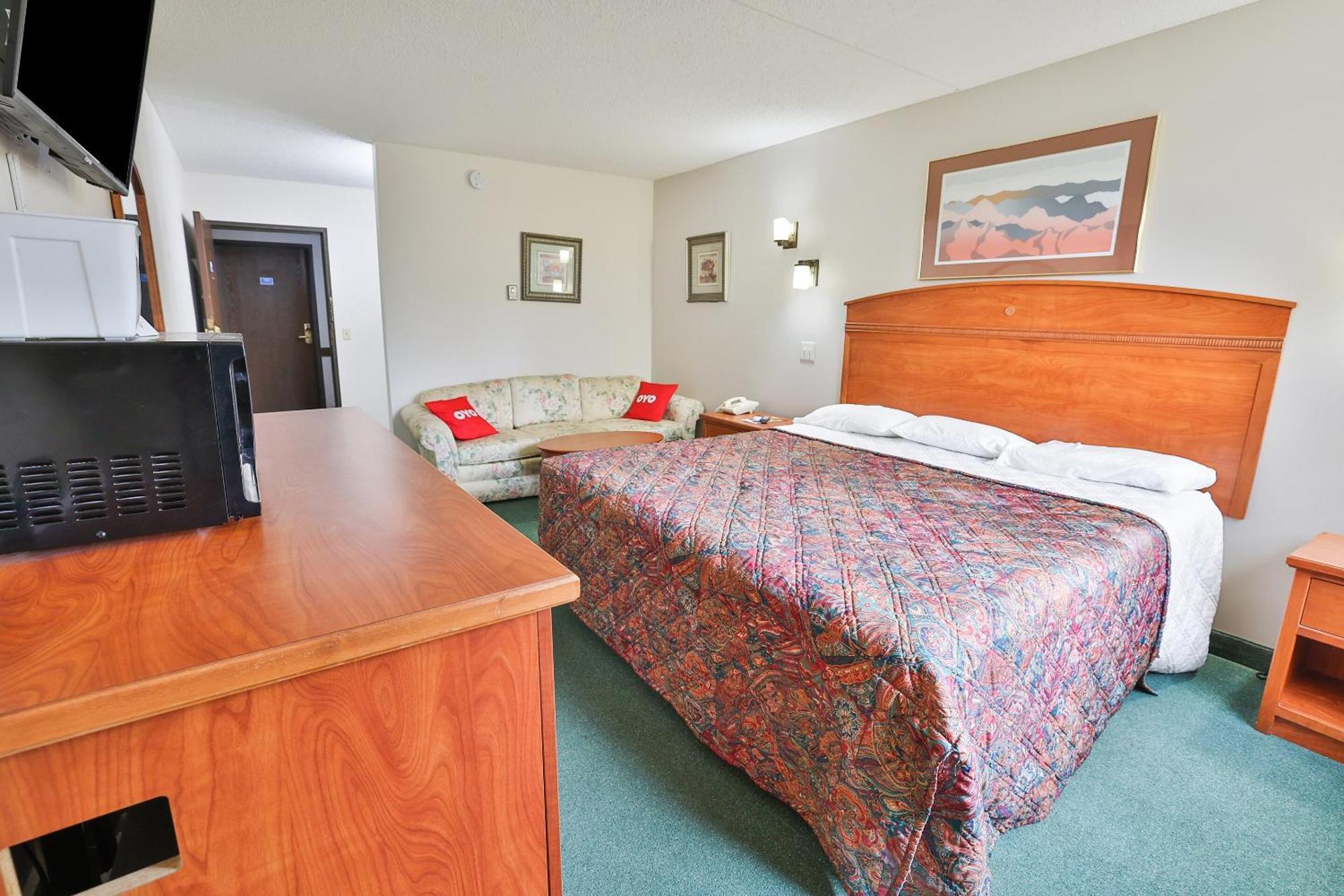 Oyo Hotel Pipestone Mn, Canterbury Park Eksteriør bilde