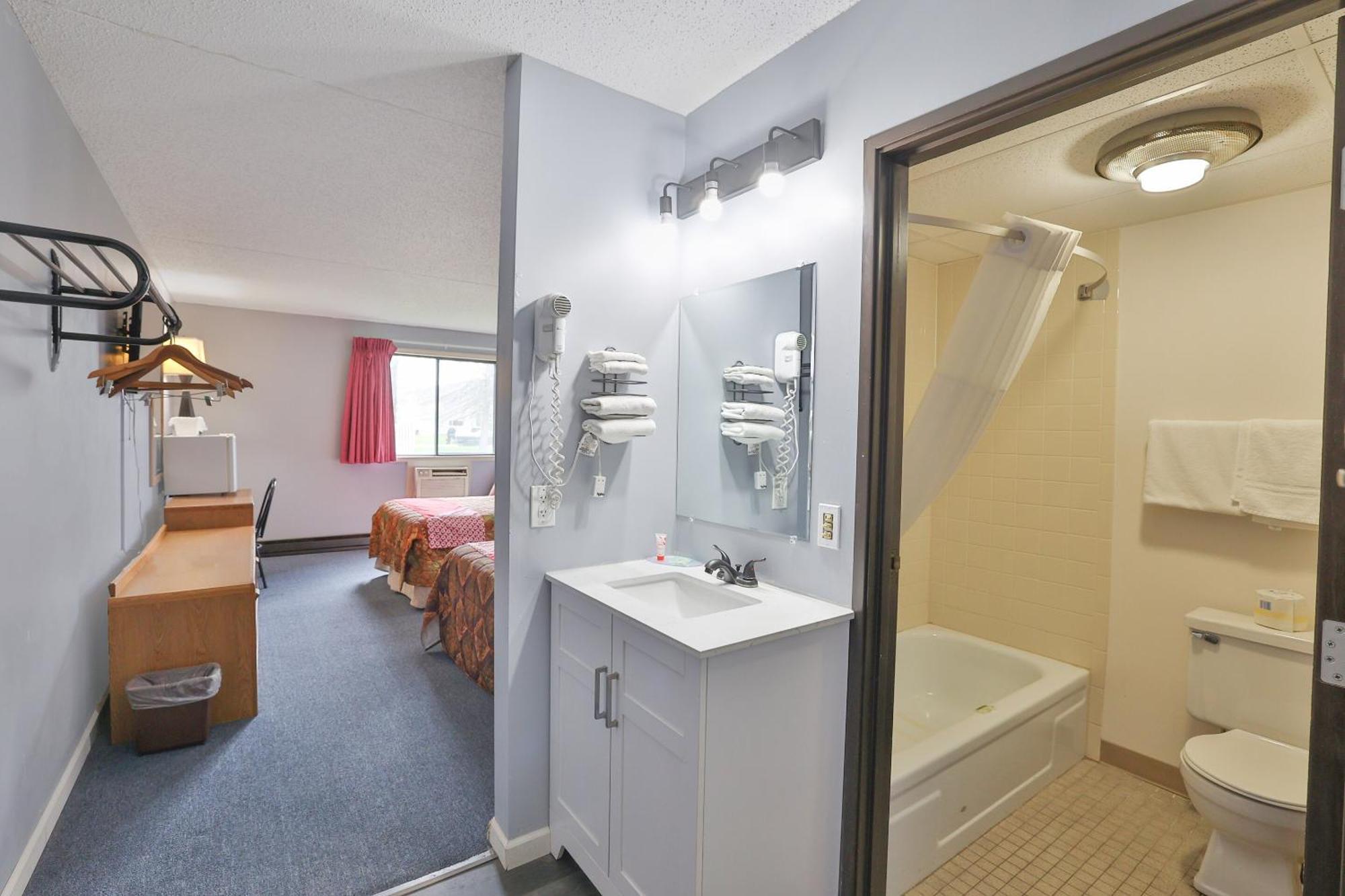 Oyo Hotel Pipestone Mn, Canterbury Park Eksteriør bilde